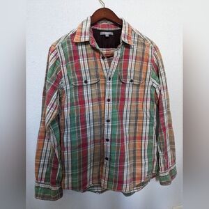 Men's Uniqlo Flannel shirt
Please note : it runs like a small